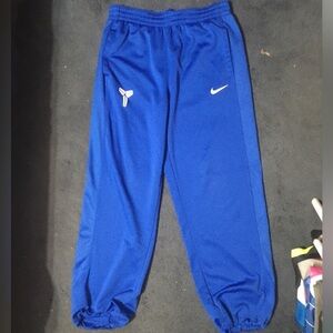 NIKE THERMA-FIT KOBE MAMBA SWEATPANTS